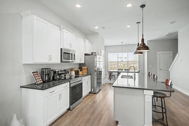 231 Stonecrest Cir, Nashville, TN 37209