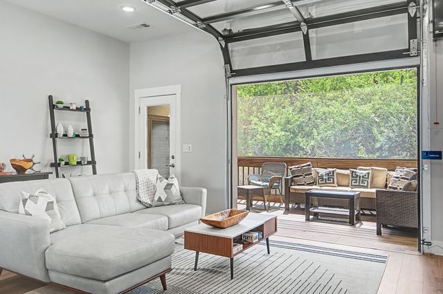 231 Stonecrest Cir, Nashville, TN 37209