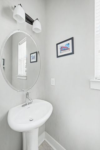 231 Stonecrest Cir, Nashville, TN 37209