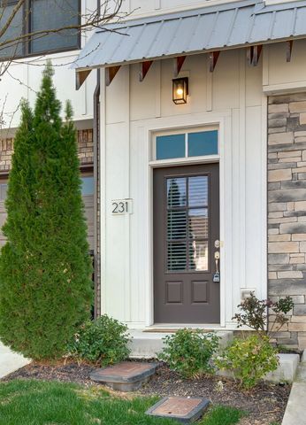 231 Stonecrest Cir, Nashville, TN 37209