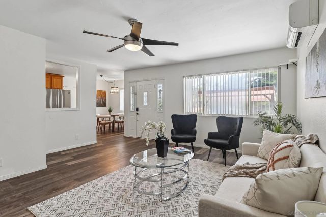 598 Tam O Shanter Dr, San Marcos, CA 92069