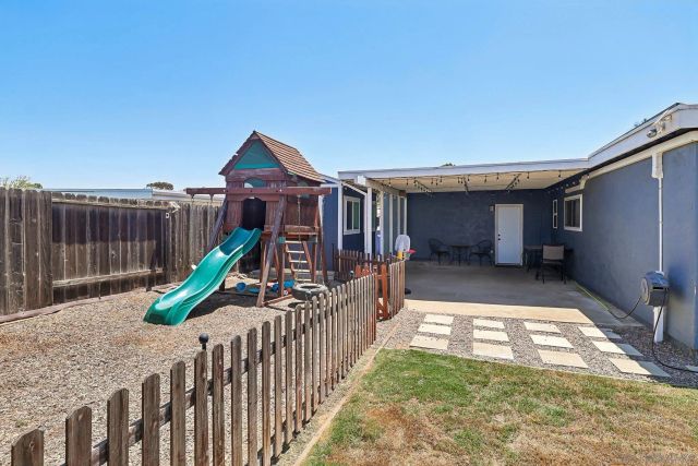 598 Tam O Shanter Dr, San Marcos, CA 92069