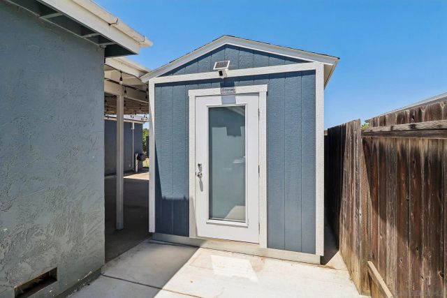 598 Tam O Shanter Dr, San Marcos, CA 92069
