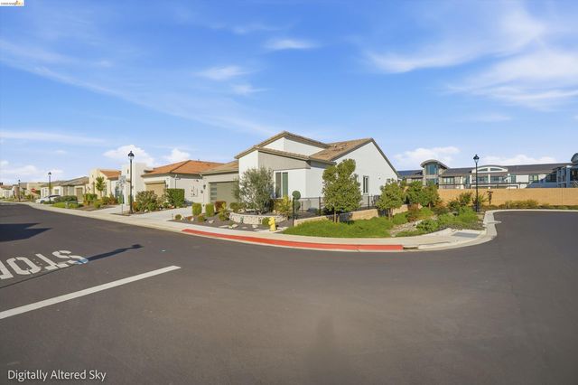 1820 Morello Dr, Brentwood, CA 94513