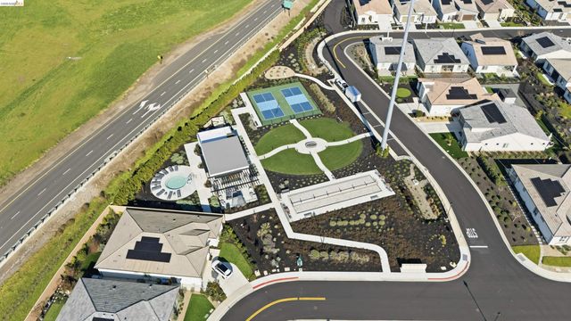 1820 Morello Dr, Brentwood, CA 94513