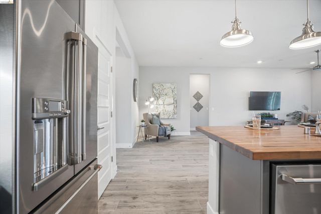 1820 Morello Dr, Brentwood, CA 94513