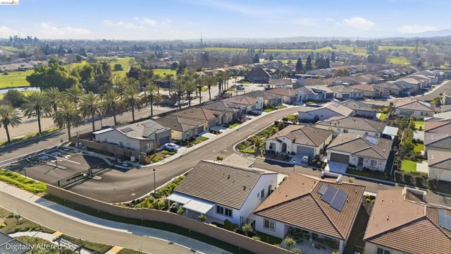 1820 Morello Dr, Brentwood, CA 94513