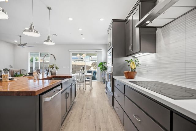 1820 Morello Dr, Brentwood, CA 94513