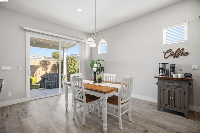 1820 Morello Dr, Brentwood, CA 94513