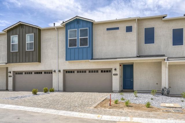 4920 Little Rock Way, Sun Valley, NV 89433