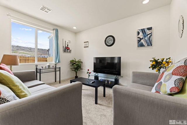 4920 Little Rock Way, Sun Valley, NV 89433