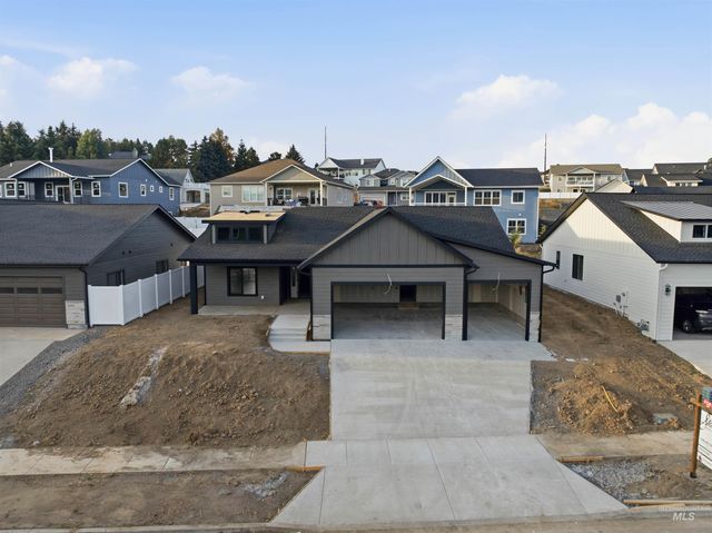 2830 Cyprus Court, Moscow, ID 83843 property photo
