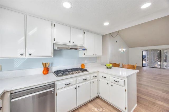 1997 S Starfire Ave, Corona, CA 92879