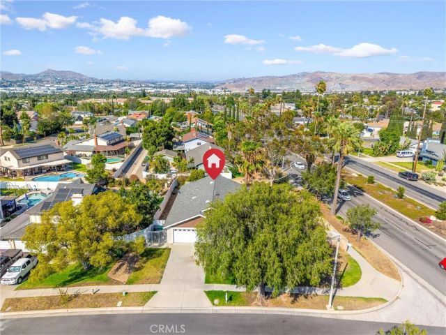 1997 S Starfire Ave, Corona, CA 92879