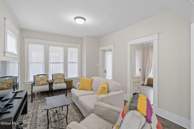 17 Tremont Street, Albany, NY 12205