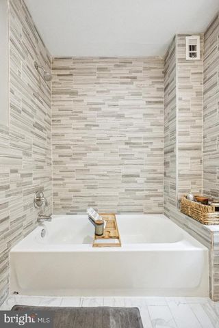 115 E DUVAL ST, Philadelphia, PA 19144