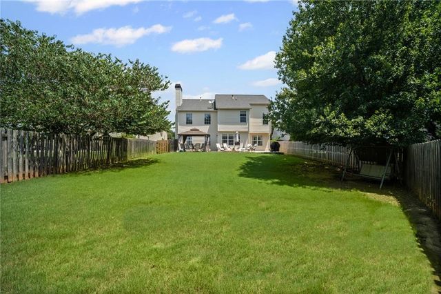 5010 Amber Leaf Drive, Roswell, GA 30076