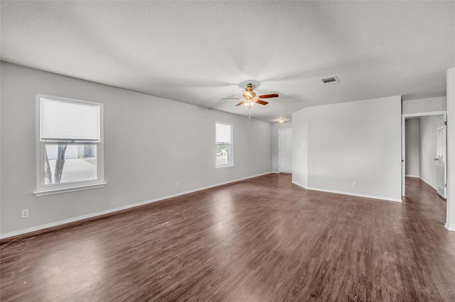 100 Grant CV, Hutto, TX 78634