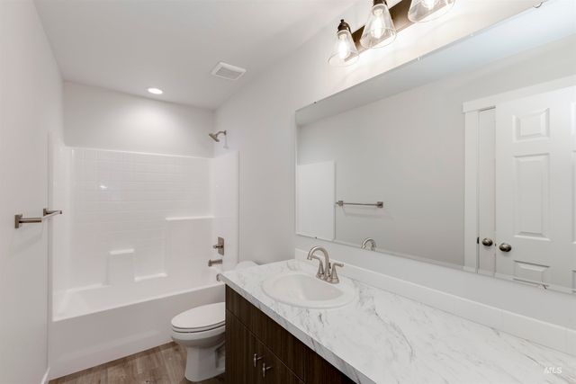 19592 Snowyside Way, Caldwell, ID 83605