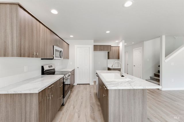 19592 Snowyside Way, Caldwell, ID 83605