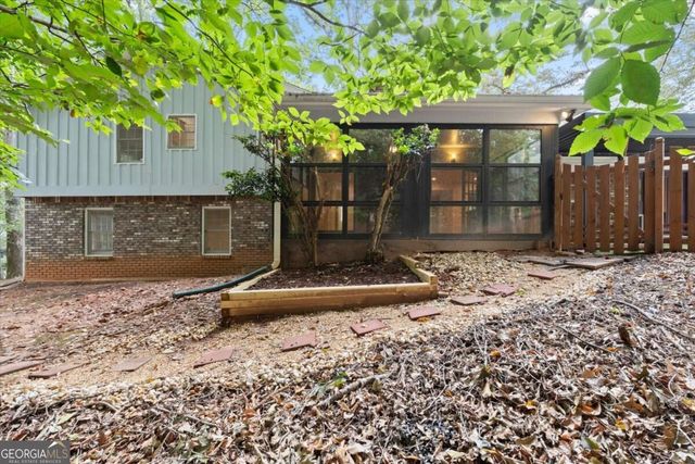 1160 Martin Ridge Road, Roswell, GA 30076