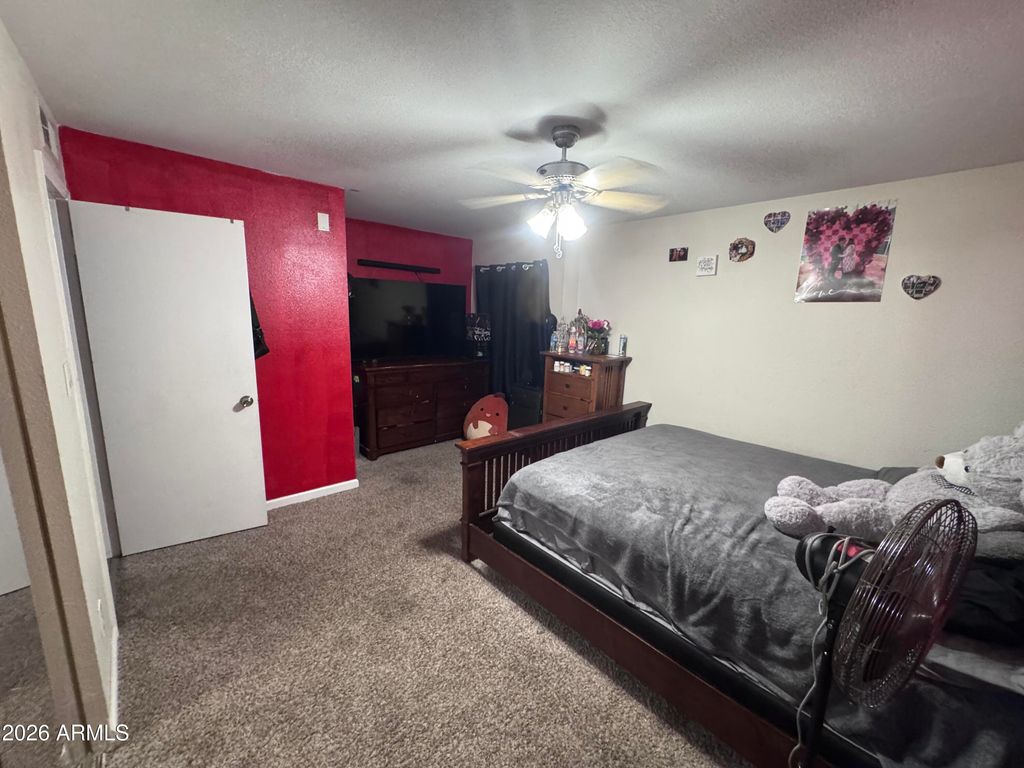 Image 11 of property listing at 3840 N 43RD Avenue 41, Phoenix, AZ 85031