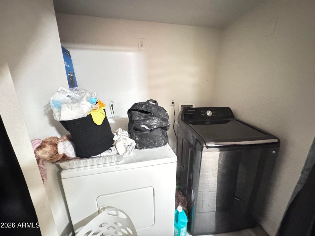 Image 16 of property listing at 3840 N 43RD Avenue 41, Phoenix, AZ 85031