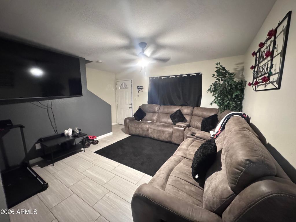 Image 7 of property listing at 3840 N 43RD Avenue 41, Phoenix, AZ 85031