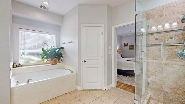 3200 Hilltop Court, Highland Village, TX 75077