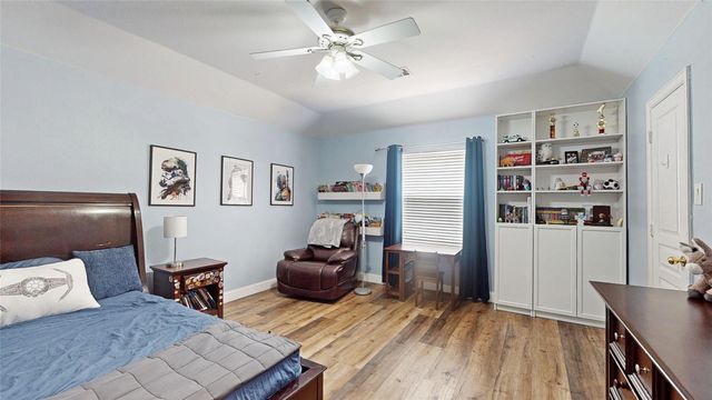 3200 Hilltop Court, Highland Village, TX 75077