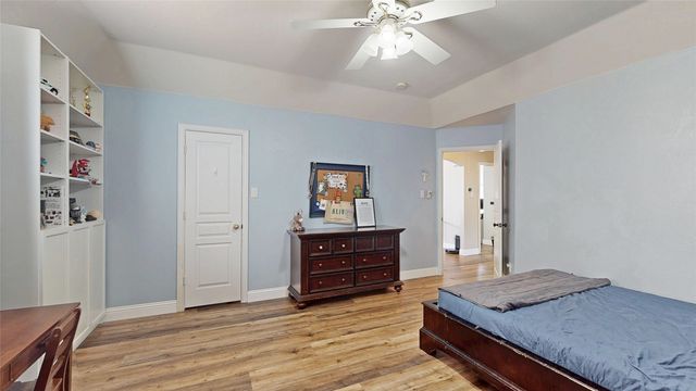 3200 Hilltop Court, Highland Village, TX 75077