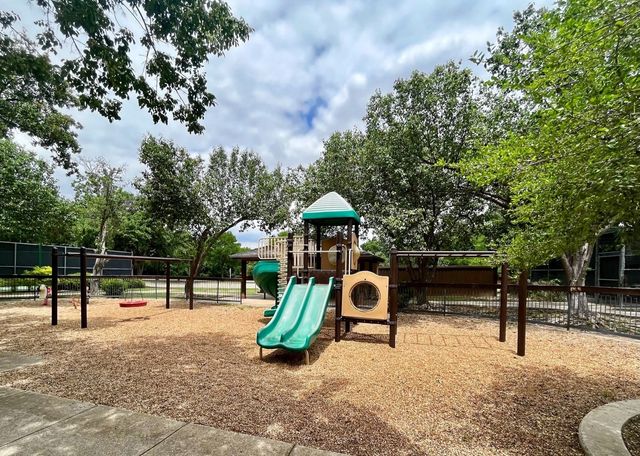 3200 Hilltop Court, Highland Village, TX 75077