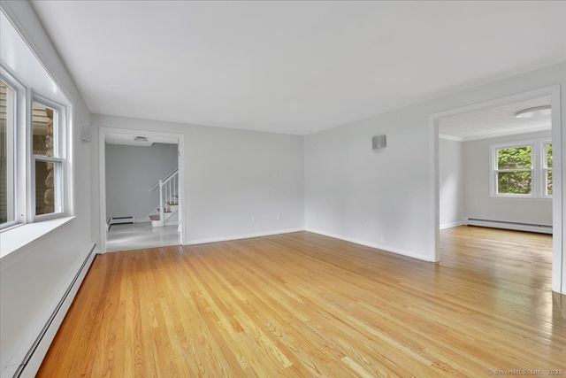 6 Hamilton Drive, Manchester, CT 06042