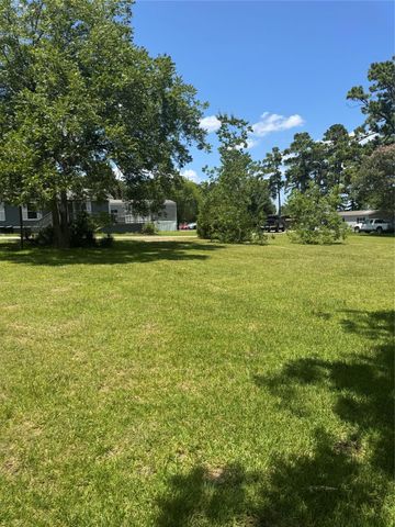 13915 Anchor Court, Willis, TX 77318