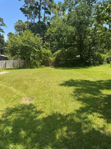 13915 Anchor Court, Willis, TX 77318