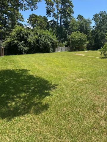 13915 Anchor Court, Willis, TX 77318
