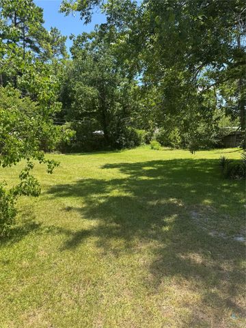 13915 Anchor Court, Willis, TX 77318
