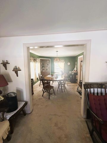 157 Commonwealth Avenue, Springfield, VT 05156