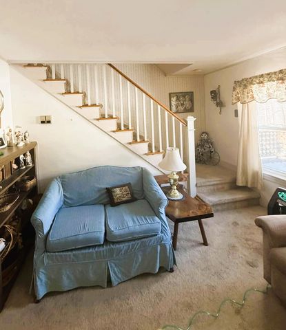 157 Commonwealth Avenue, Springfield, VT 05156