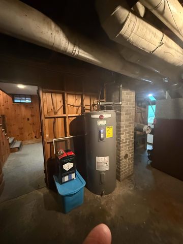 157 Commonwealth Avenue, Springfield, VT 05156