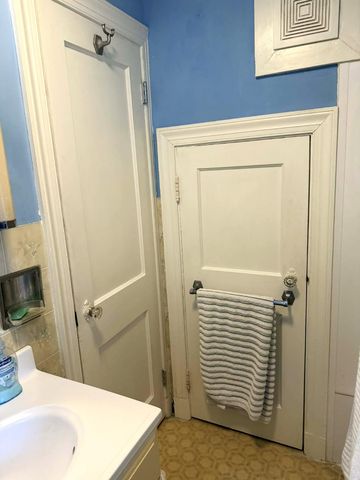 157 Commonwealth Avenue, Springfield, VT 05156