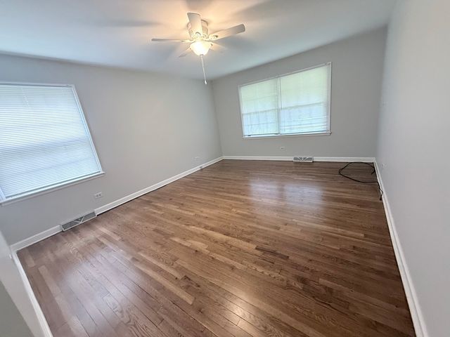 1117 Summit Hills Lane, Naperville, IL 60563