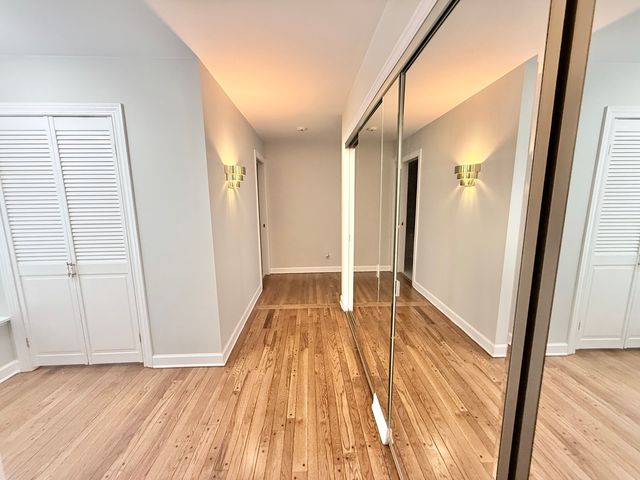 1117 Summit Hills Lane, Naperville, IL 60563