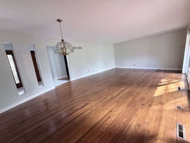 1117 Summit Hills Lane, Naperville, IL 60563