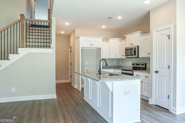716 Riverside Estates, Lanett, AL 36863