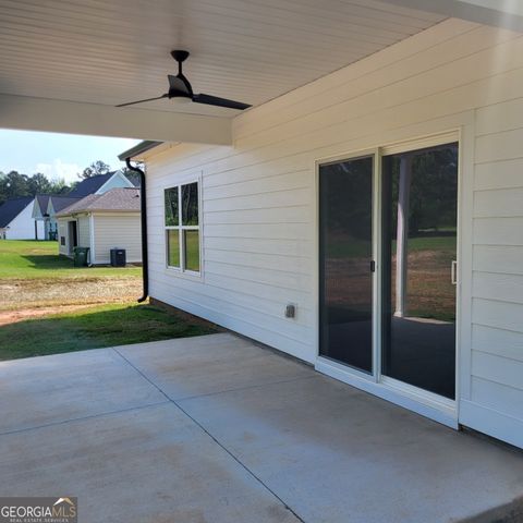 716 Riverside Estates, Lanett, AL 36863