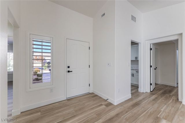 10321 Junction Hill Drive, Las Vegas, NV 89134