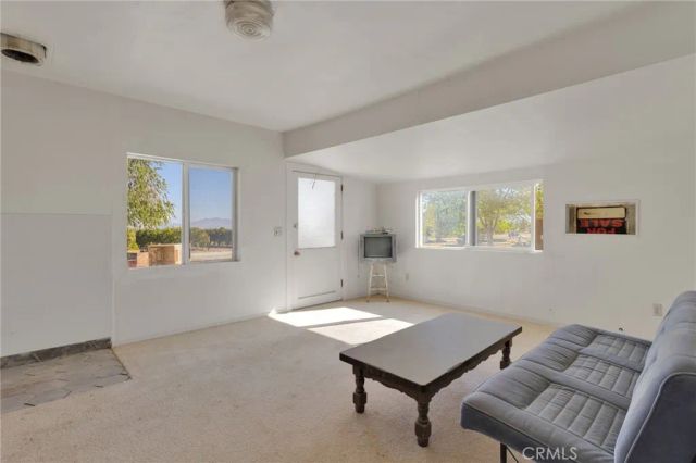 10099 Highland Avenue, Lucerne Valley, CA 92356