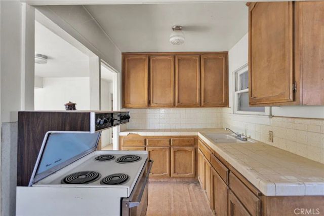 10099 Highland Avenue, Lucerne Valley, CA 92356