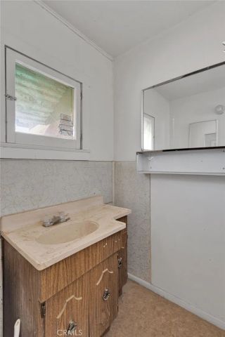 10099 Highland Avenue, Lucerne Valley, CA 92356